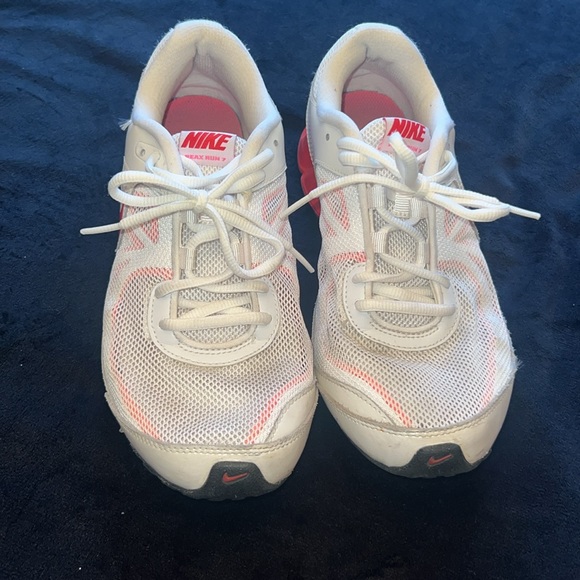 Nike women’s white and pink shoe size 8 - Picture 5 of 5